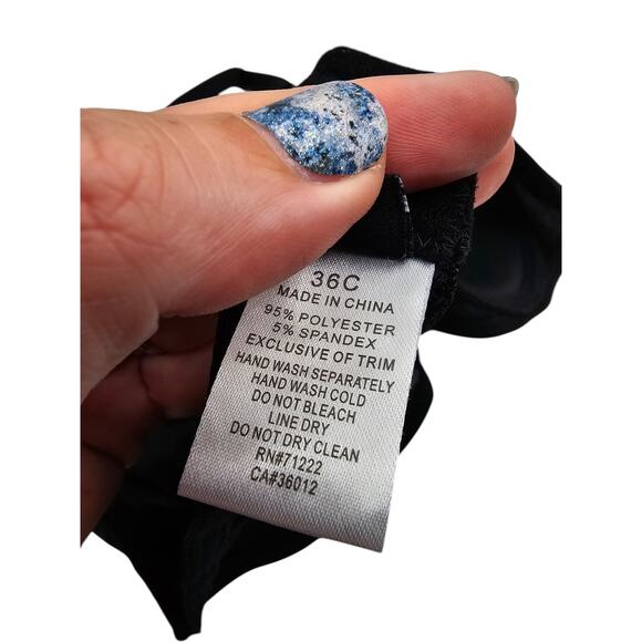 Vintage Y2K Rampage Intimates Sz 36C T Shirt Bra Black w/ Gold Floral Detail - Picture 5 of 5